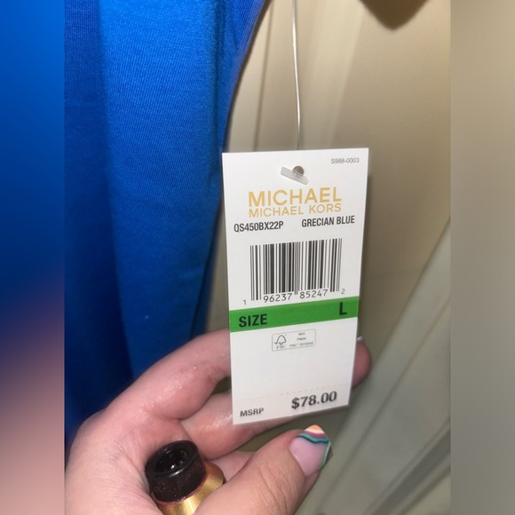 NWT Michael Kors logo top - Picture 5 of 13